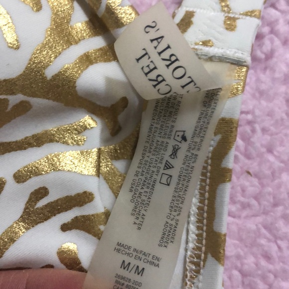 Victoria’s Secret swim top - Picture 4 of 4